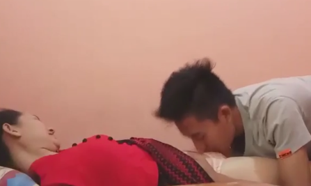 Limited Edition Viral Indo Hot Kita Nikmati Malam Sunyi Ini