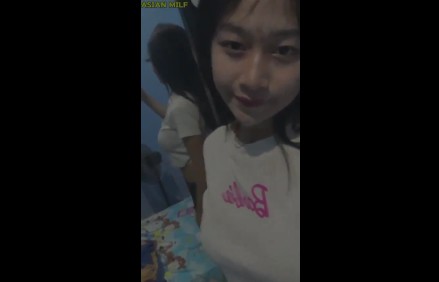 Indo Tante Viral Aku Merasakan Detak Jantungmu Beresonansi Di Dalam Dadaku Make A Scene